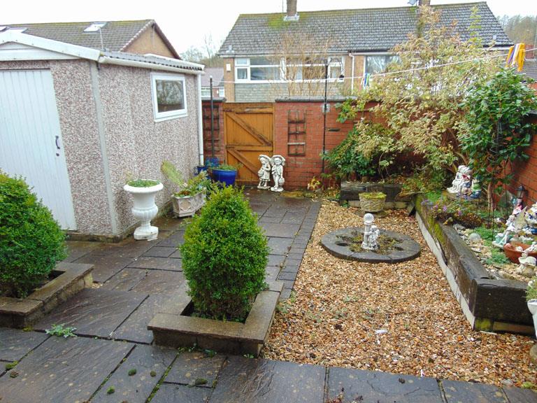 rear garden.JPG